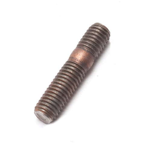LR009704 Stud, M8